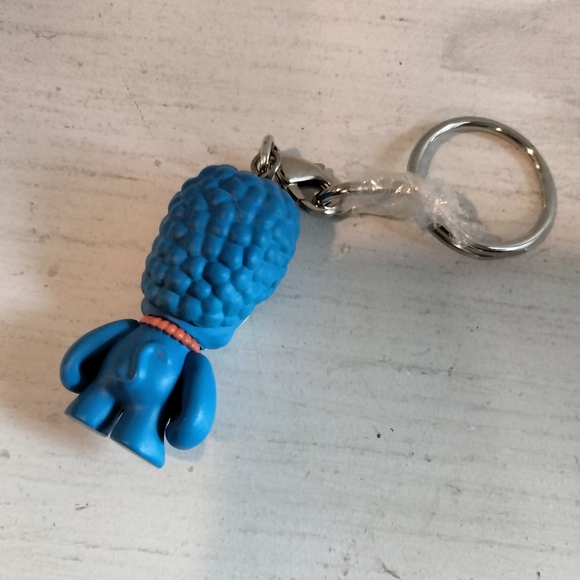 NWOT Kidrobot The Simpsons Treehouse of Terror Cat Marge keychain - Picture 2 of 3